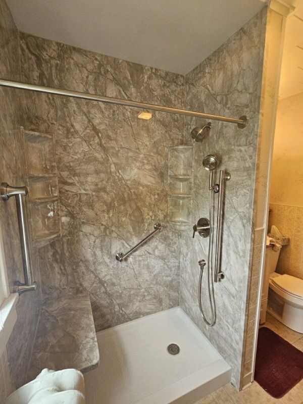 How Bathtub Installation Improves Bathroom Functionality